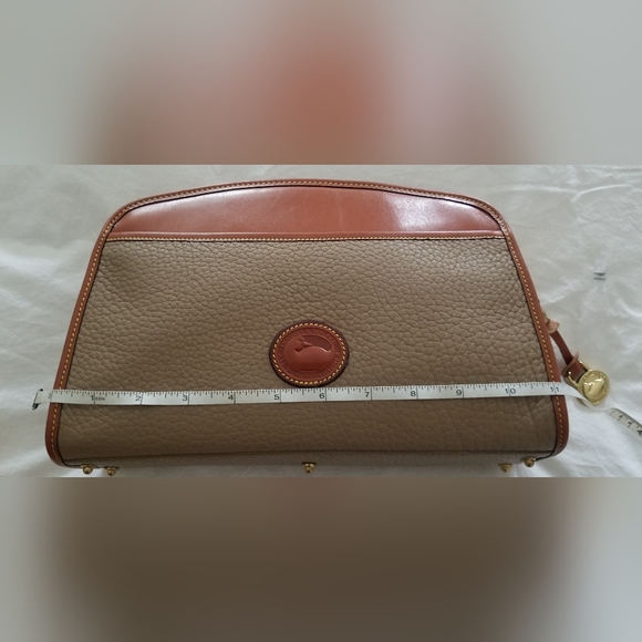 Dooney & Burke R155 shoulder bag - Picture 2 of 11